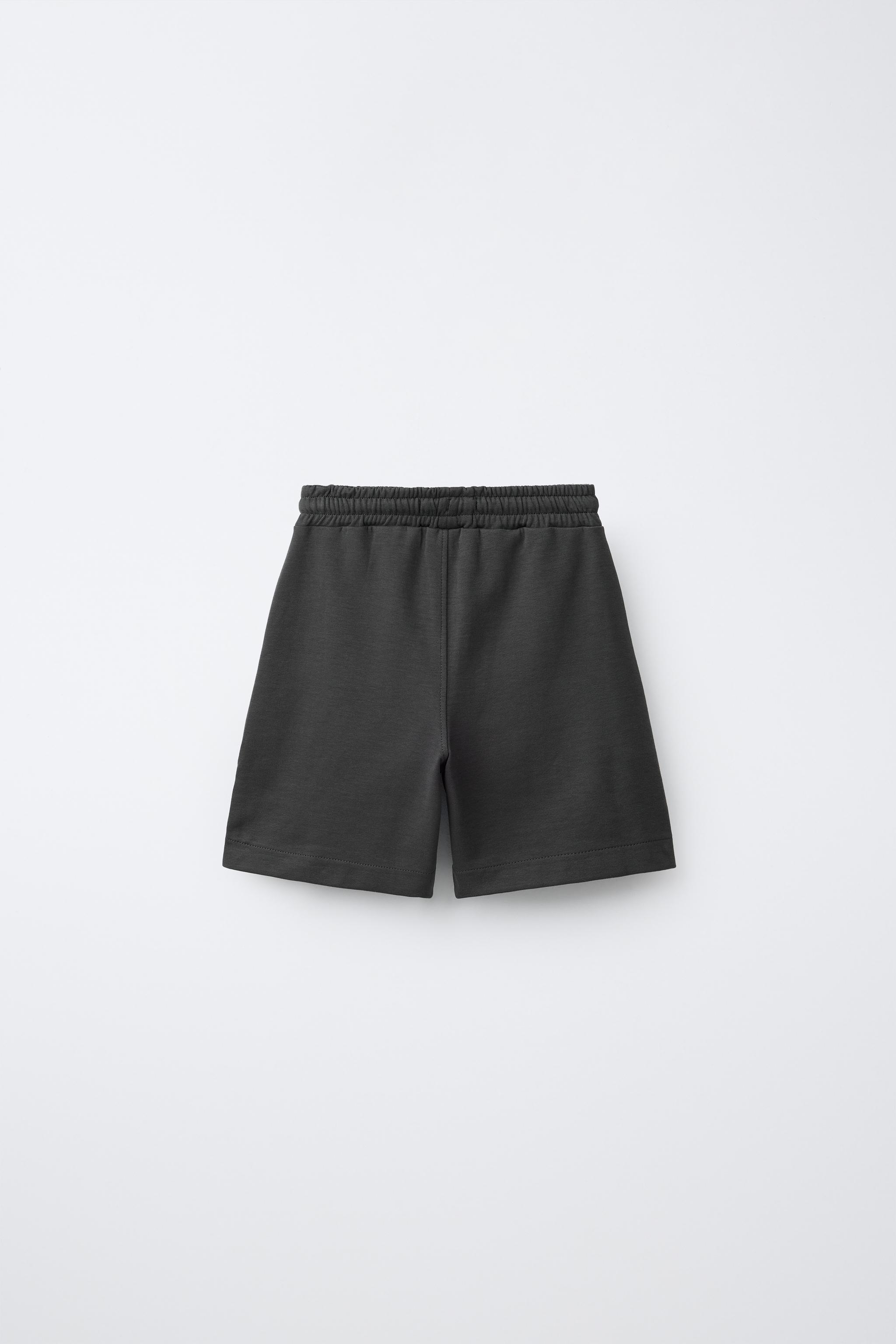 INTERLOCK T-SHIRT AND BERMUDA SET